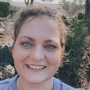 Meet your Posher, Nola